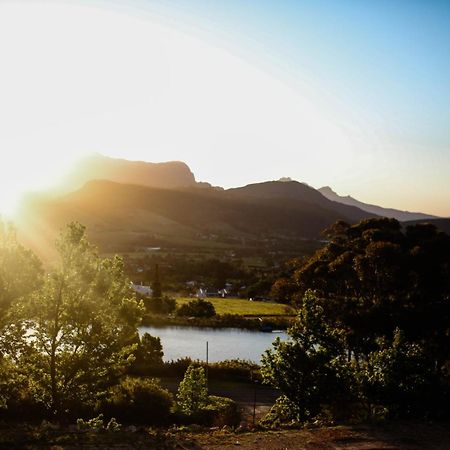 Montmartre Chalets & Venue Franschhoek Bagian luar foto