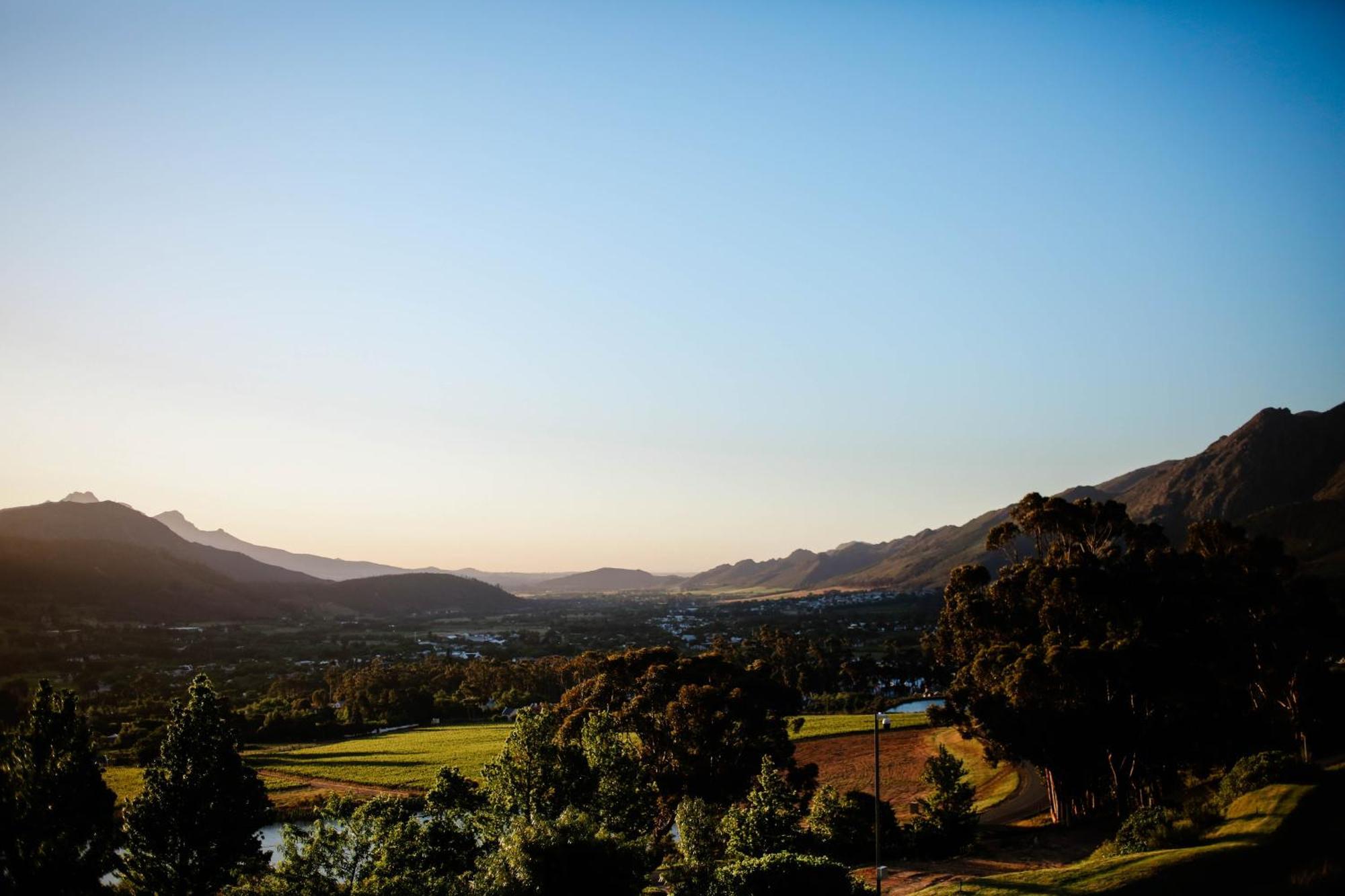 Montmartre Chalets & Venue Franschhoek Bagian luar foto