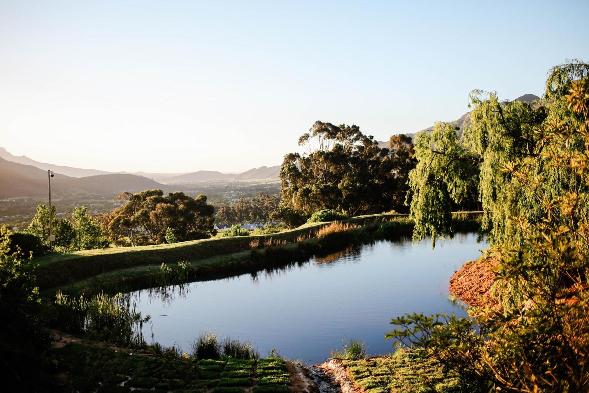 Montmartre Chalets & Venue Franschhoek Bagian luar foto
